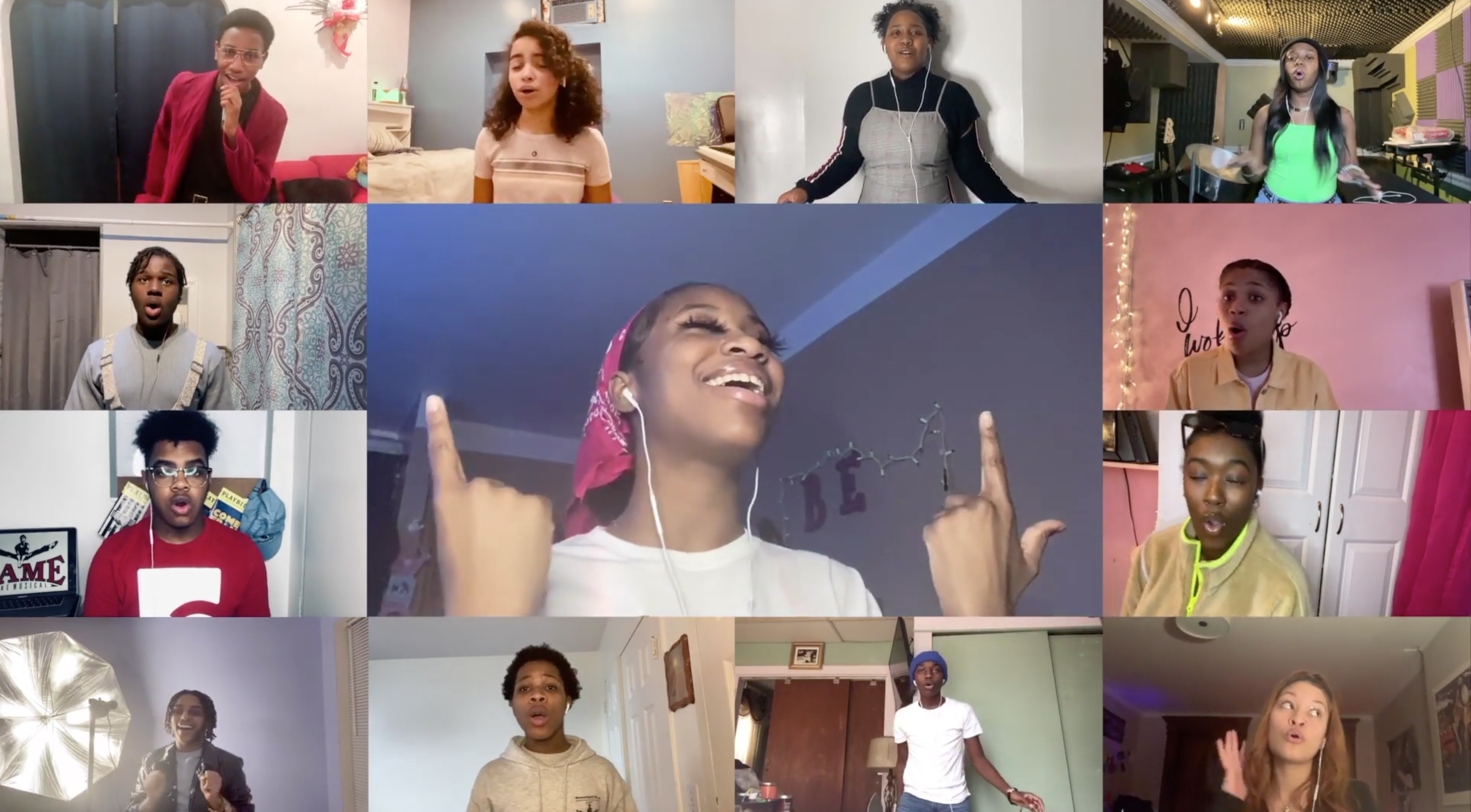 Gallery of a virtual concert